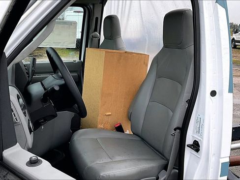 New 2025 Ford E-450 and Econoline 450 Super Duty w/ Power Equipment Group image 8