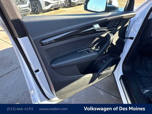 Used 2018 Audi Q5 2.0T Premium Plus w/ Premium Plus Package image 23