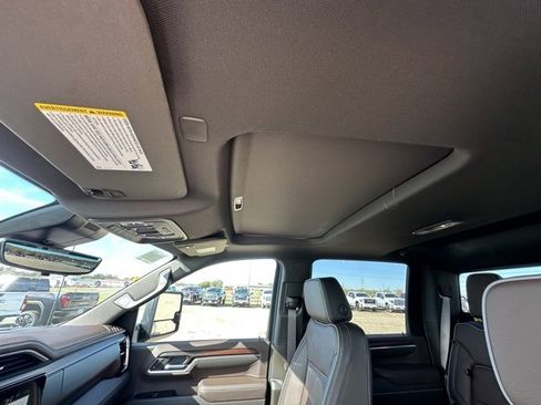 New 2026 GMC Sierra 2500 Denali w/ Denali Reserve Package image 24