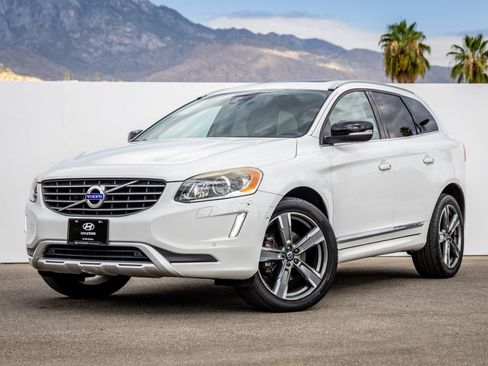 Used 2017 Volvo XC60 T6 Dynamic w/ Preferred Option Package AWD/4WD image 1