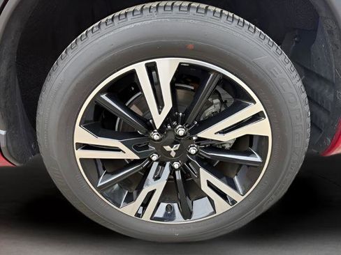 Used 2024 Mitsubishi Eclipse Cross SEL image 33