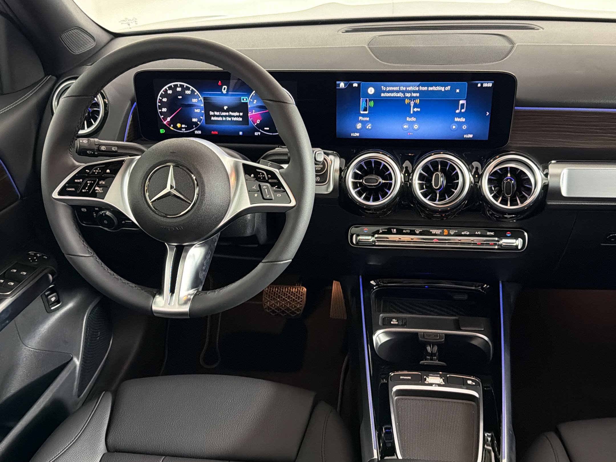Used 2026 Mercedes-Benz GLB 250 4MATIC image 28