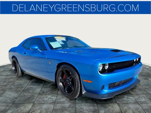 Used 2016 Dodge Challenger SRT Hellcat RWD image 1