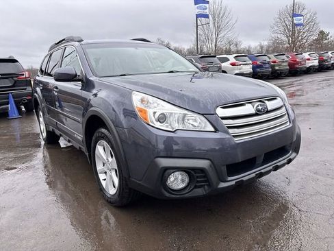 Used 2014 Subaru Outback 2.5i Premium w/ Moonroof Package image 2