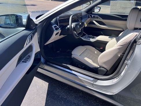 New 2025 BMW 430i xDrive Convertible w/ Premium Package AWD/4WD image 9