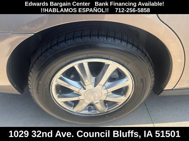 Used 2007 Buick LaCrosse CX w/ Chrome Enhancement Package FWD image 8