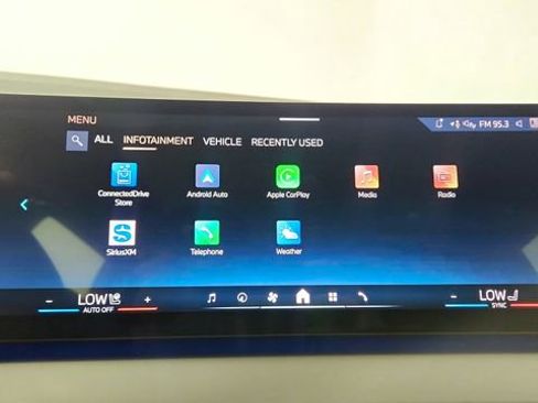 Used 2025 BMW X3 xDrive30i image 48