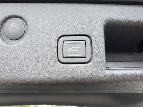 Certified 2024 Chevrolet Equinox LT w/ LPO, Floor Liner Package image 12