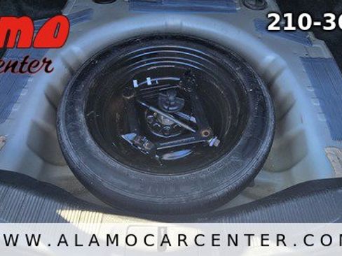 Used 2017 Ford Fusion SE image 29