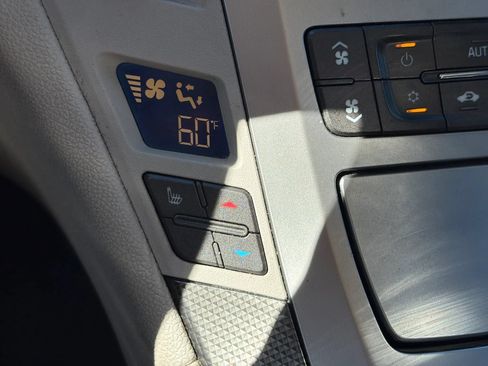 Used 2008 Cadillac CTS 3.6 AWD image 17