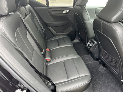 New 2025 Volvo XC40 B5 Core w/ Protection Package Premier image 11