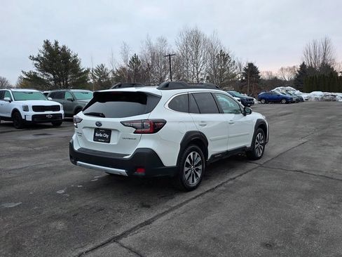 Used 2024 Subaru Outback Limited image 8