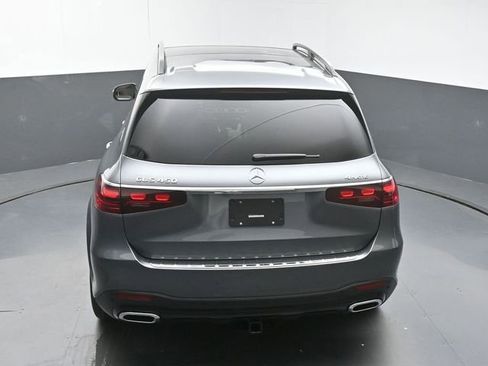 Used 2025 Mercedes-Benz GLS 450 4MATIC image 47