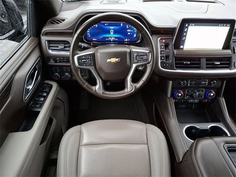 Certified 2023 Chevrolet Suburban LT image 17