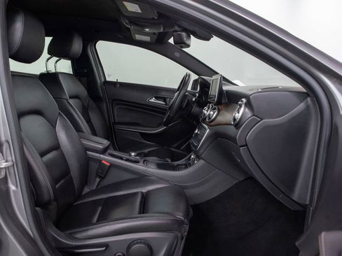 Used 2016 Mercedes-Benz GLA 250 4MATIC image 21