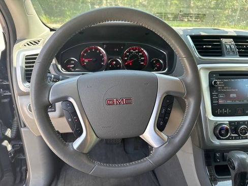 Used 2014 GMC Acadia SLT FWD image 17