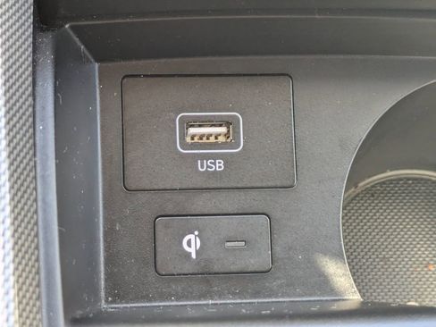 Used 2023 Hyundai Santa Fe SEL w/ Premium Package image 27