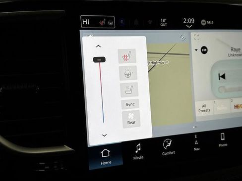 New 2026 Chrysler Pacifica Pinnacle w/ Trailer Tow Group image 8