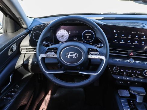 New 2026 Hyundai Elantra Limited FWD image 21