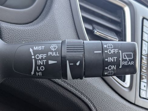 Used 2015 Honda CR-V Touring image 33