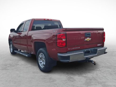 Used 2018 Chevrolet Silverado 1500 LT AWD/4WD image 4