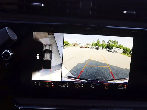 Used 2024 GMC Sierra 2500 AT4 w/ AT4 Premium Plus Package AWD/4WD image 29