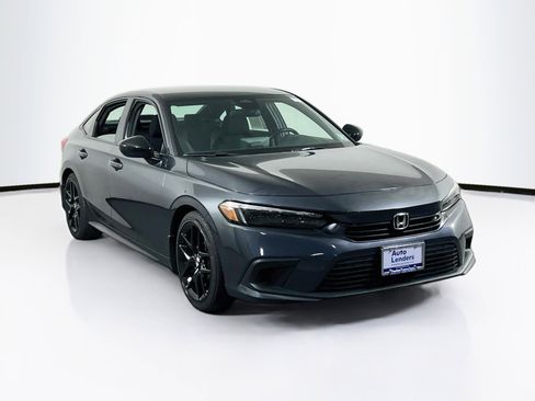 Used 2024 Honda Civic Sport image 3