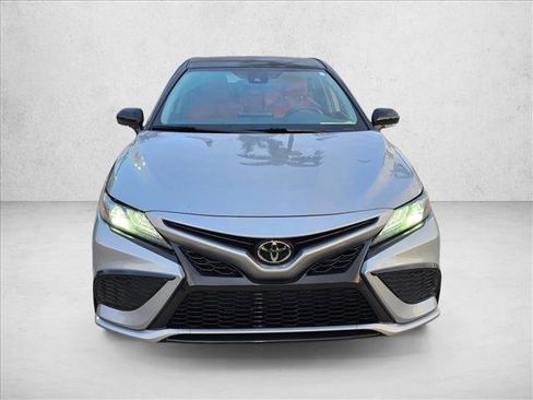 Used 2023 Toyota Camry XSE FWD image 2