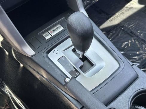 Used 2017 Subaru Forester 2.5i Premium AWD/4WD image 9