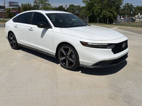 Used 2024 Honda Accord Sport image 22