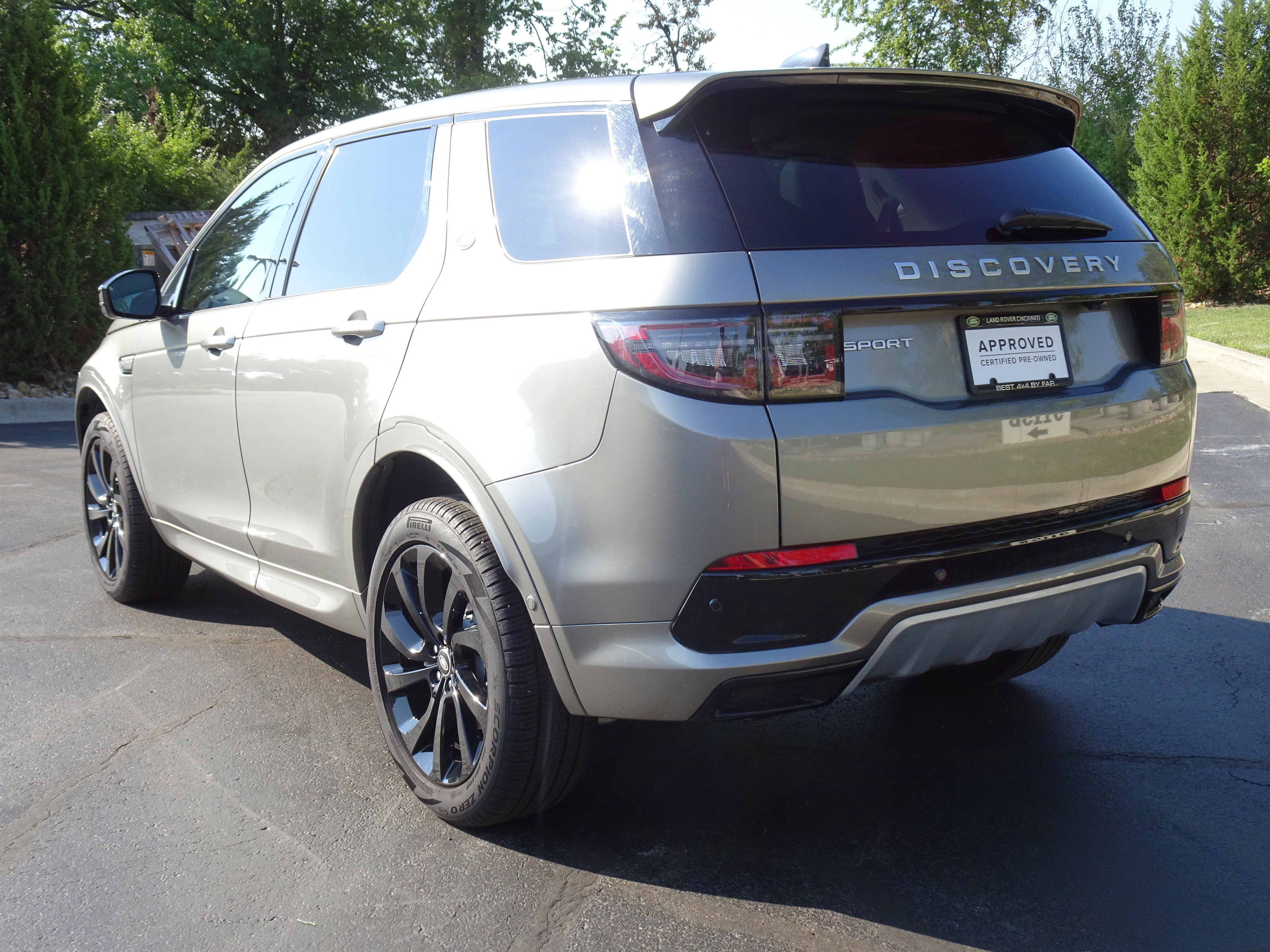 Certified 2025 Land Rover Discovery Sport S AWD/4WD image 4