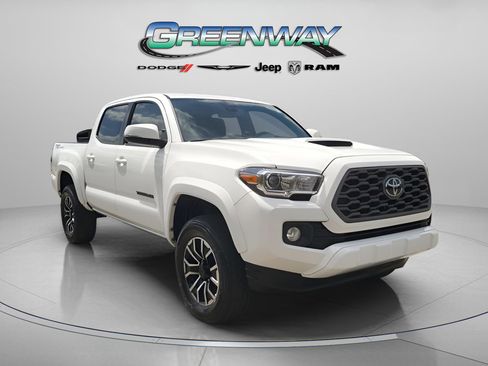Used 2023 Toyota Tacoma TRD Sport image 1