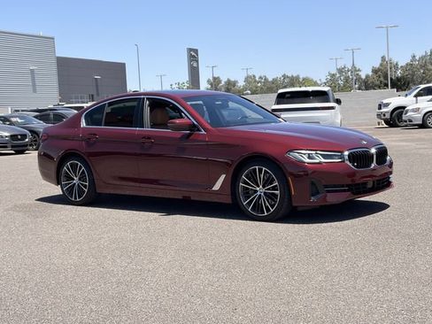 Certified 2023 BMW 530i RWD image 5