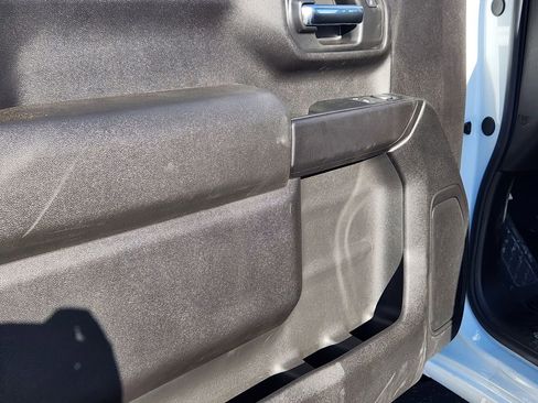 New 2026 GMC Sierra 2500 Pro w/ Convenience Package image 11