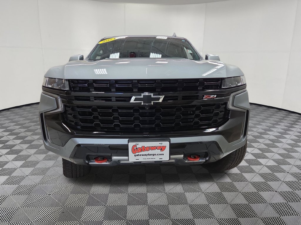 Used 2024 Chevrolet Tahoe Z71 w/ Luxury Package AWD/4WD image 5