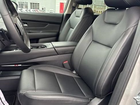 Certified 2025 Nissan Murano SV AWD/4WD image 9