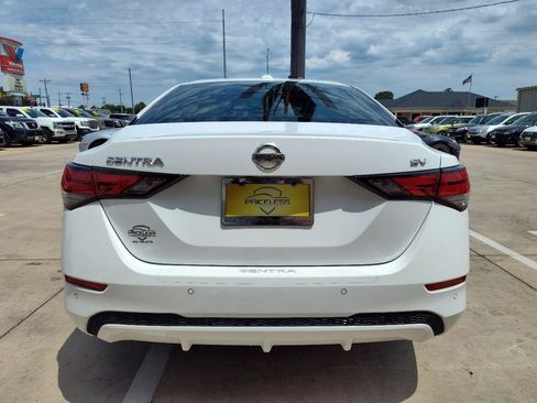 Used 2021 Nissan Sentra SV FWD image 5