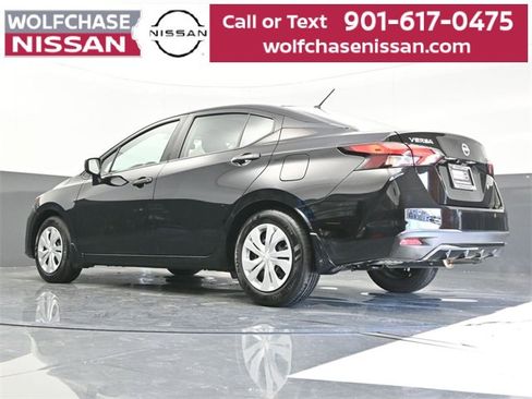 Used 2025 Nissan Versa S w/ Trunk Package image 24