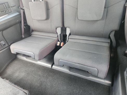 Used 2026 Toyota 4Runner SR5 RWD image 33