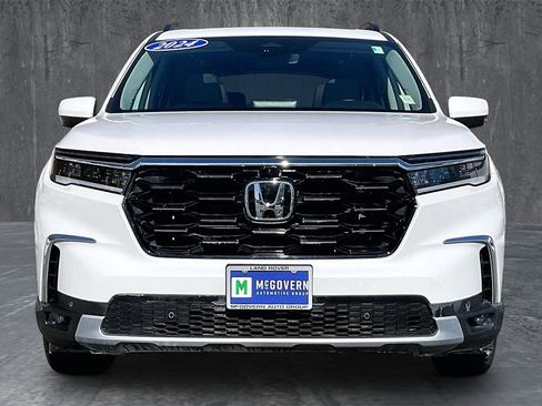 Used 2024 Honda Pilot Elite image 2