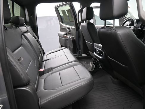 Used 2020 GMC Sierra 1500 SLT w/ SLT Premium Plus Package AWD/4WD image 17