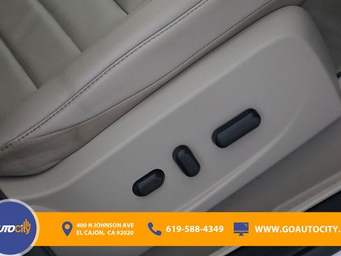 Used 2016 Ford Escape Titanium w/ Equipment Group 301A FWD image 16
