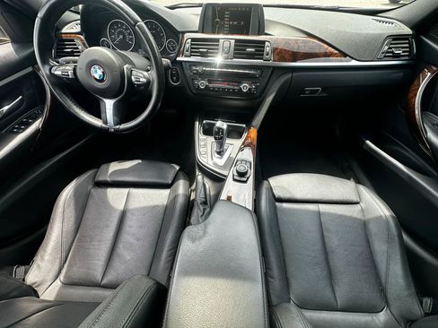 Used 2014 BMW 320i xDrive Sedan AWD/4WD image 30