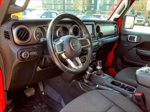 Used 2020 Jeep Gladiator Sport w/ Quick Order Package 24S image 17
