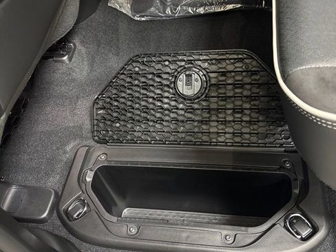 New 2026 RAM 1500 Laramie AWD/4WD image 25