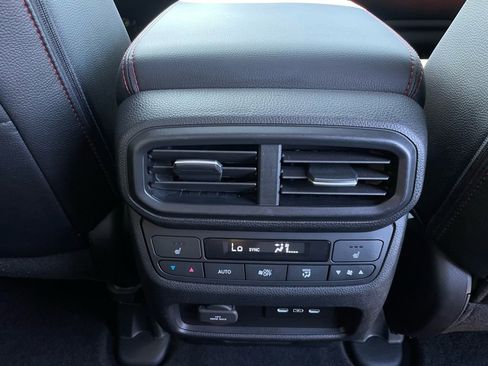 Certified 2025 Honda Ridgeline Black Edition image 38