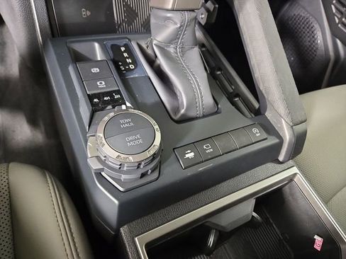 New 2026 Toyota Tacoma Limited AWD/4WD image 27