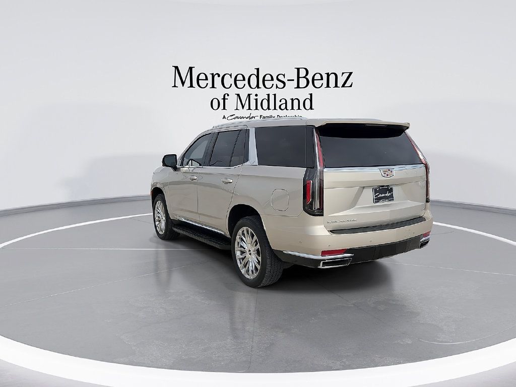 Used 2022 Cadillac Escalade Premium Luxury AWD/4WD image 6