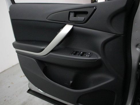 New 2026 Mitsubishi Eclipse Cross ES AWD/4WD image 15