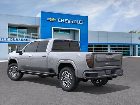New 2026 GMC Sierra 2500 Denali w/ Denali Reserve Package AWD/4WD image 29